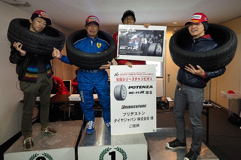 タイムアタックイベント「スパタイGP」も同時開催。レッスンの受講と同時に参戦可能となっている