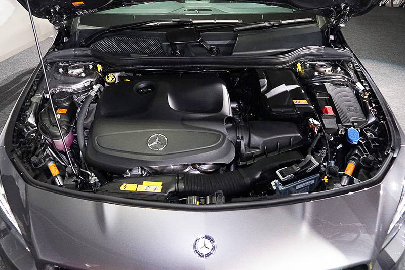 エンジンルーム