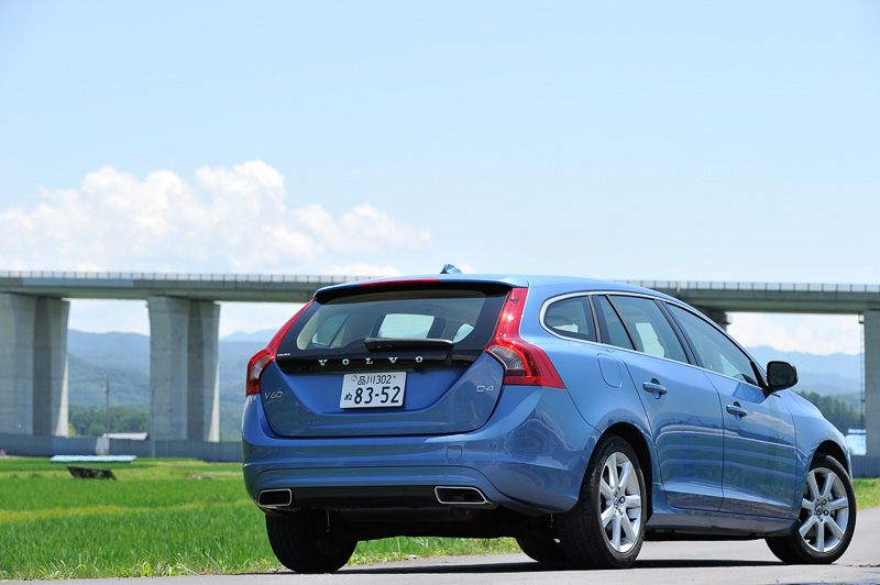 「V60 D4」