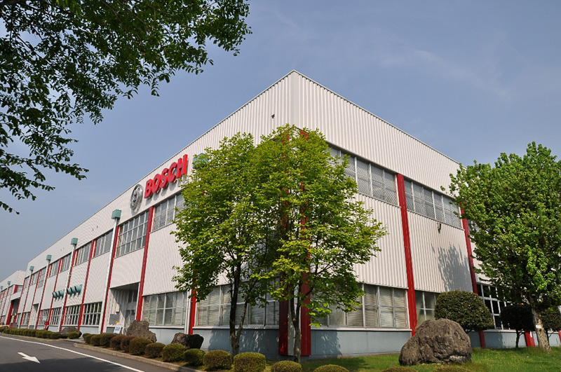 ボッシュ 栃木工場は、全世界にあるボッシュの工場のうちABS、ESP、そして吸気圧センサーの生産拠点となっている。ABSに関しては最終工程を担当している重要な拠点