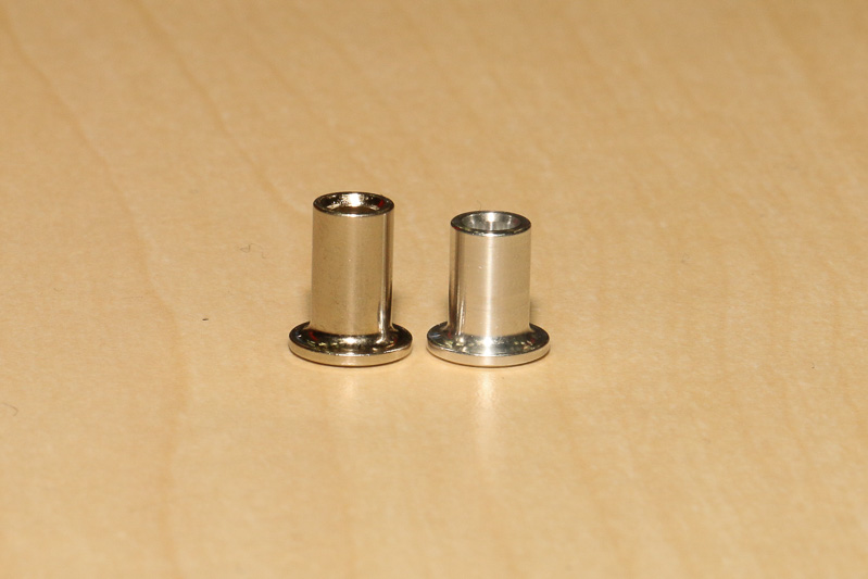 リベットは「S」と刻まれたスチール用、「A」と刻まれたアルミ用の2種類が用意されている。それぞれの数字はサイズ（長さ）を意味しており、数字が大きいほど長いリベットとなる