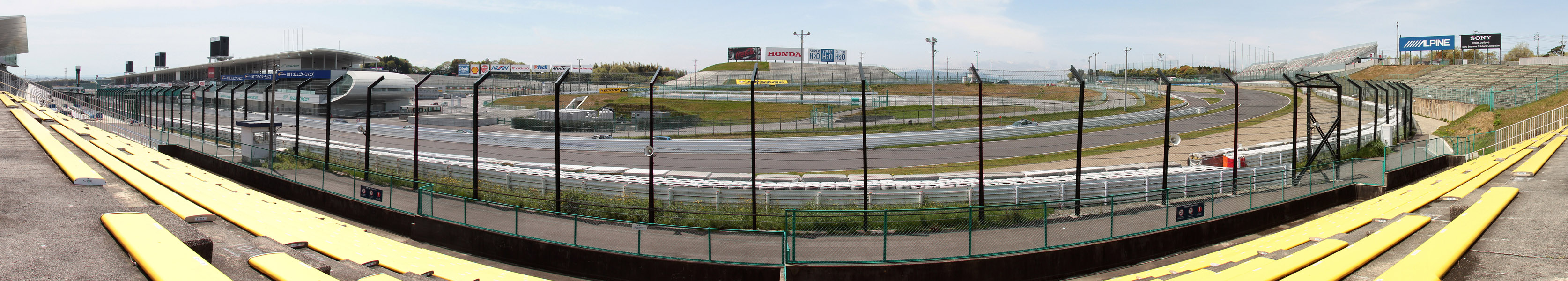 S席（ファミリーシート）のパノラマ写真（公式サイトと同じ写真だが高解像度）