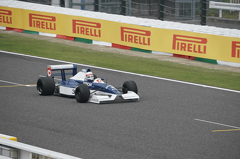 F1日本GP予選リポート、メルセデスのロズベルグとハミルトンがフロント