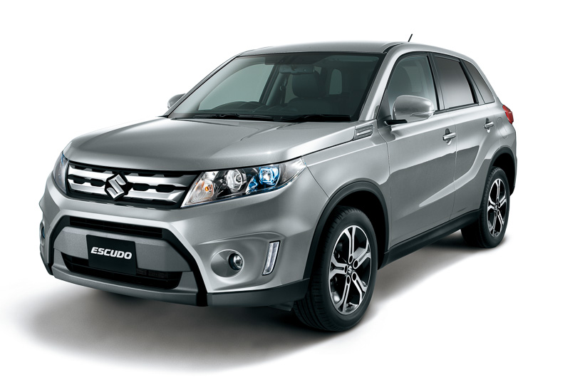 新型エスクード。ボディーサイズは4175×1775×1610mm（全長×全幅×全高）、ホイールベースは2500mm。車両重量は2WD（FF）が1140kg、4WDが1210kg