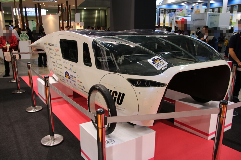 ブリヂストンが参戦協力している「工学院大学チーム」のソーラーカー