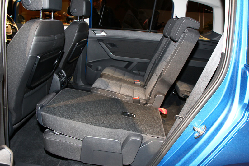 コンフォートライン（写真）とトレンドラインのシート表皮はファブリック