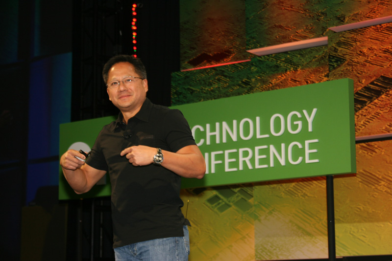 2009年GTC基調講演でのフアン氏、黒のポロシャツを着用