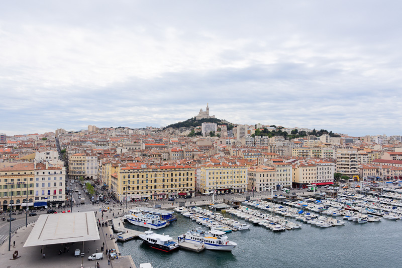 スタート地点は南仏プロバンス地方のマルセイユ