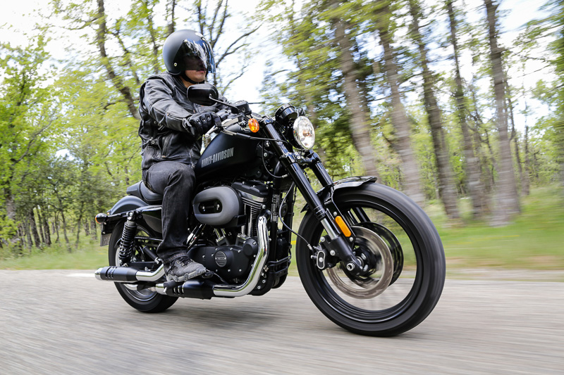 ハーレーダビッドソン「ロードスター」の“スポーツ”性能とは？