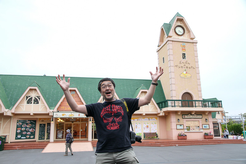 今回の取材でもっとも意味のないおっさん映り込みの写真