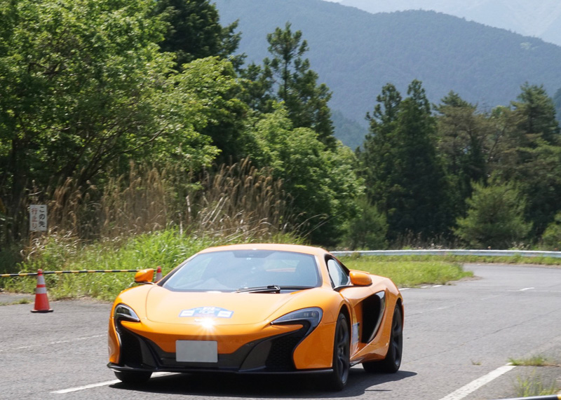 村道を封鎖したスペシャルステージ