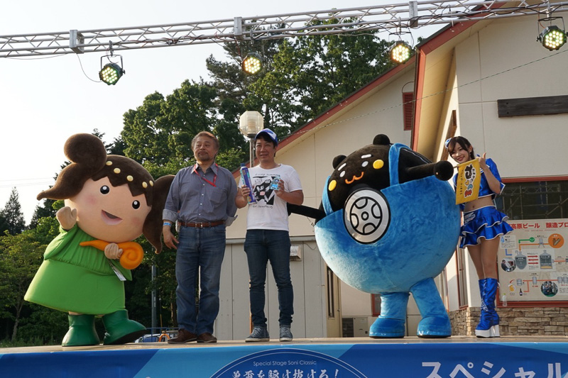 クラス別の表彰式の様子