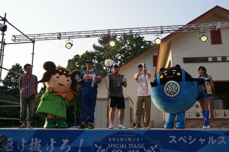 クラス別の表彰式の様子