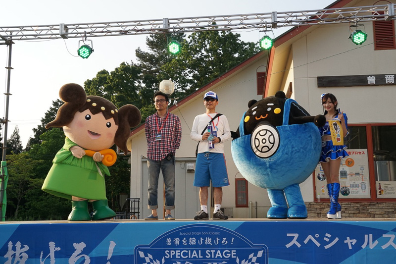 クラス別の表彰式の様子