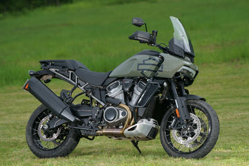 ハーレーダビッドソン　パンアメリカ　トラジャ製ダブルシート 楽天市場】TRIJYA トライジャ ダブルシート Pan America 1250