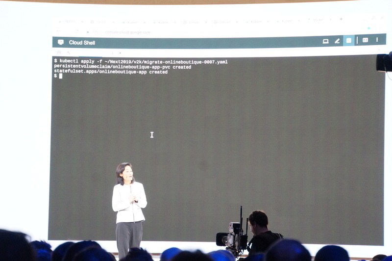変換したコンテナをkubectlでデプロイ