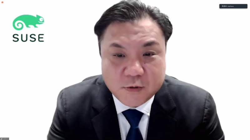 記者会見より