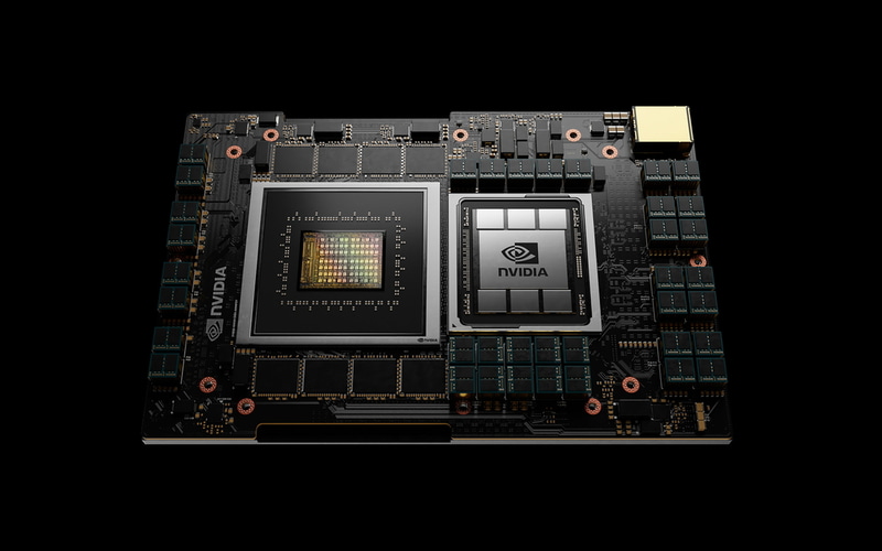 NVIDIAのGrace（右）を搭載したマザーボード、左のもう1つのチップはGPU（提供：NVIDIA）