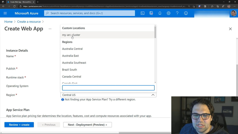 従来はAzureのデータセンター上にしか置けなかったAzureアプリケーションサービス群が自社のデータセンター上にも置けるようになっている（出典：Microsoft）