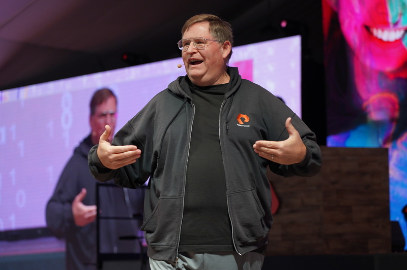 Pure Storage 共同創業者 兼 CVO（最高ビジョナリ責任者） ジョン・コルグロブ氏