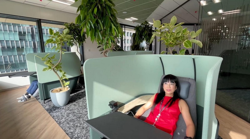 リクライニングチェアも用意