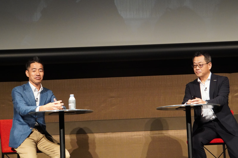 日本マイクロソフト株式会社 大谷健氏（業務執行役員、右）と、竹爪氏（左）