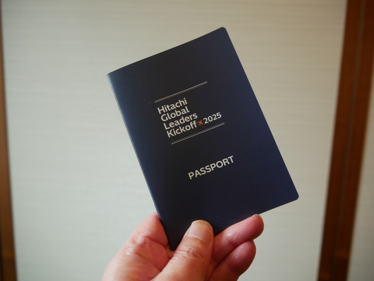 パスポートを模したノートも配布された