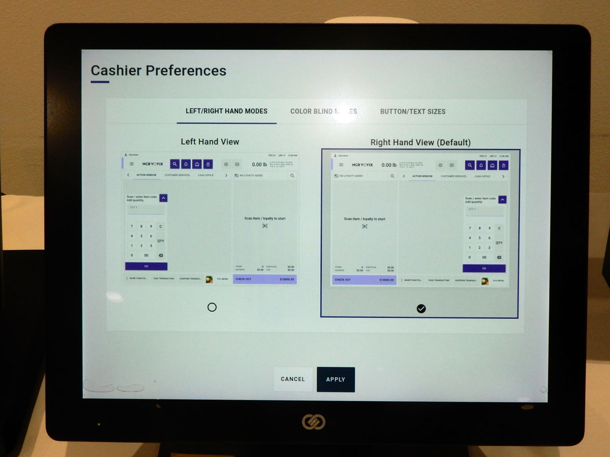 NCR Voyix POS EXでは、テンキーの右利き用と左利き用が選択できる