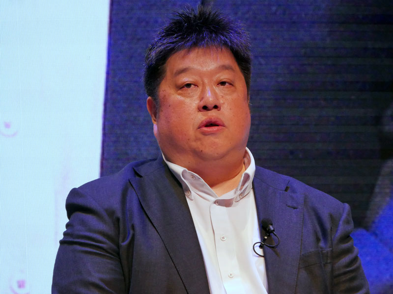日本マイクロソフト 執行役員 常務 クラウド＆AIソリューション事業本部長の岡嵜禎氏