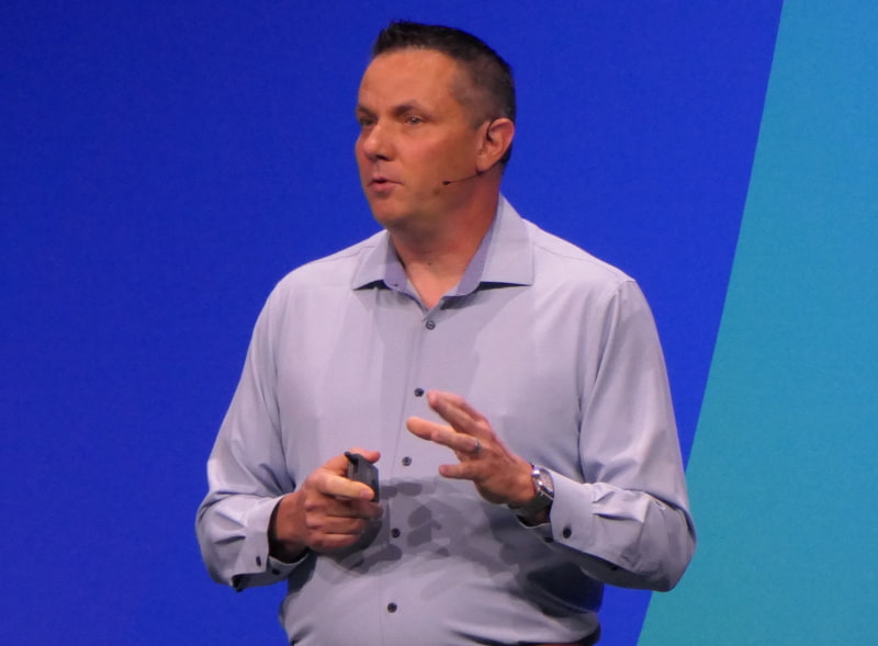 Broadocom VCF部門 AIおよびアドバンスドサービス担当グローバルヘッド クリス・ウルフ（Chris Wolf）氏。VMware買収前からPrivate AIの開発をリードしてきた