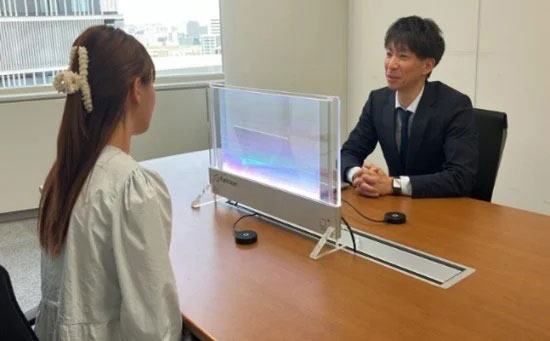 透明ディスプレイでの利用
