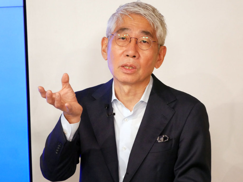 「Top of Mind」として、直近1カ月のトピックスを報告する