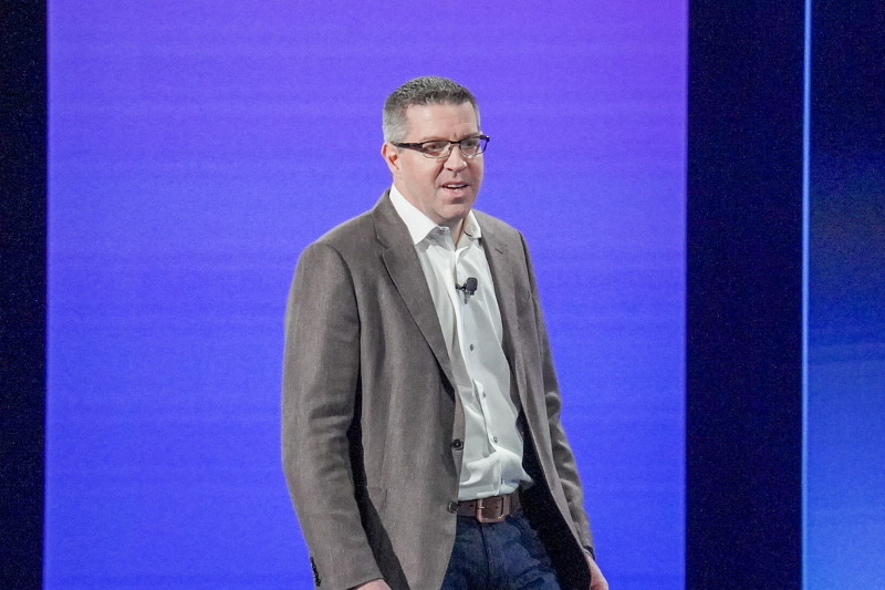 AWS コンピュート＆マシンラーニングサービス担当副社長 デーブ・ブラウン氏がGraviton5を説明