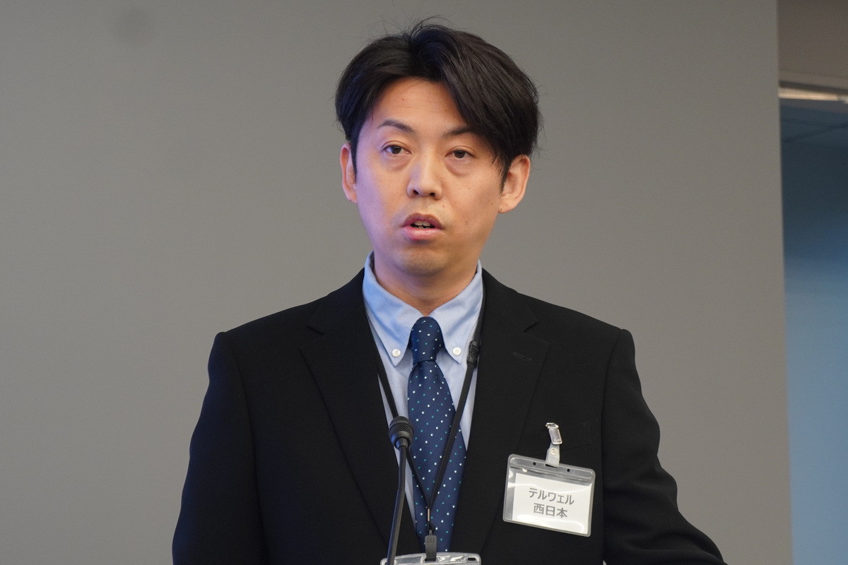 テルウェル西日本株式会社の岡本和也氏（営業推進部 コアビジネスプロデュース部門 ロボティクス事業担当）