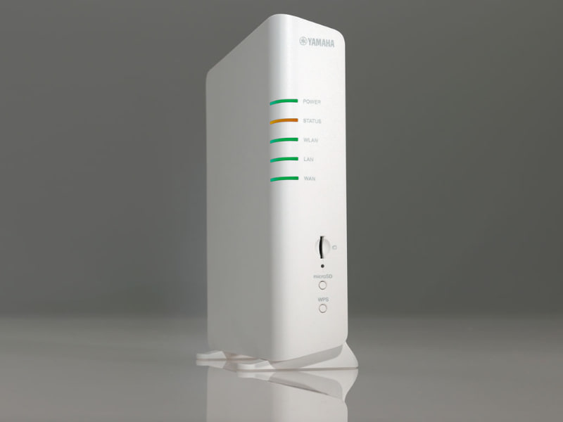 <a href="/docs/news/2042130.html">ヤマハ、約20名／30端末以下の小規模環境に向けた無線LANルーター「NWR100」</a>（2025年8月27日付記事）より