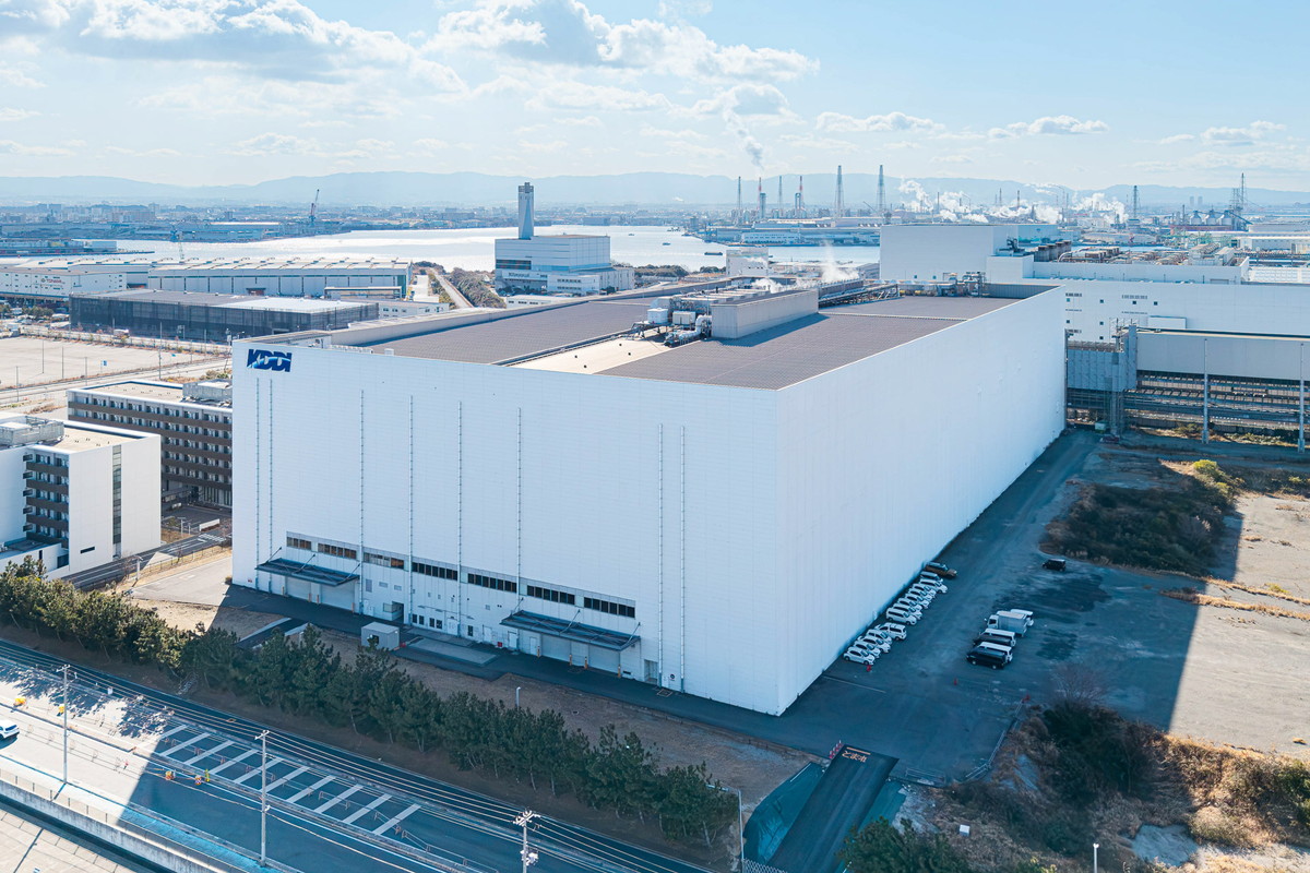KDDIの大阪堺データセンター（写真提供：KDDI）