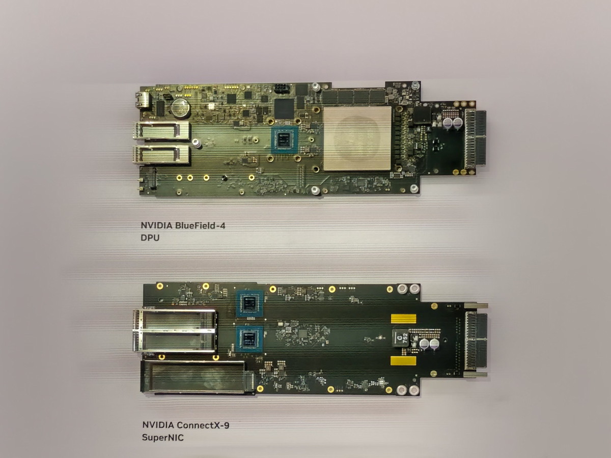 上がBlueField-4、下がConnectX9 Spectrum-X SuperNIC