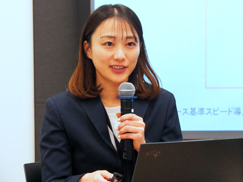 PwC Japan有限責任監査法人 シニアアソシエイトの鈴木彩乃氏