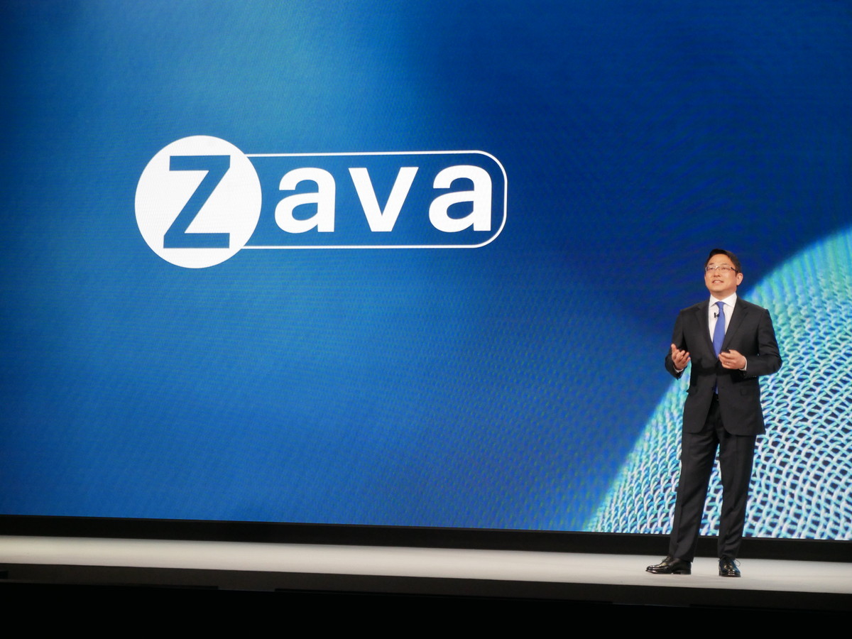 Zavaという架空の企業の新製品開発をベースにデモンストレーションを行った