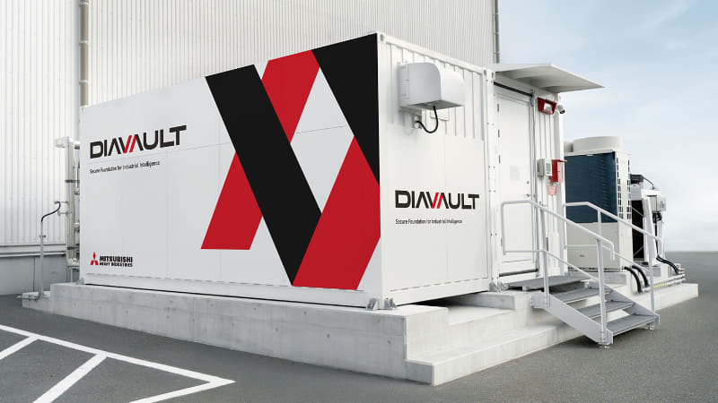 三菱重工の横浜拠点に設置された「DIAVAULT（ディアヴォルト）」データセンター