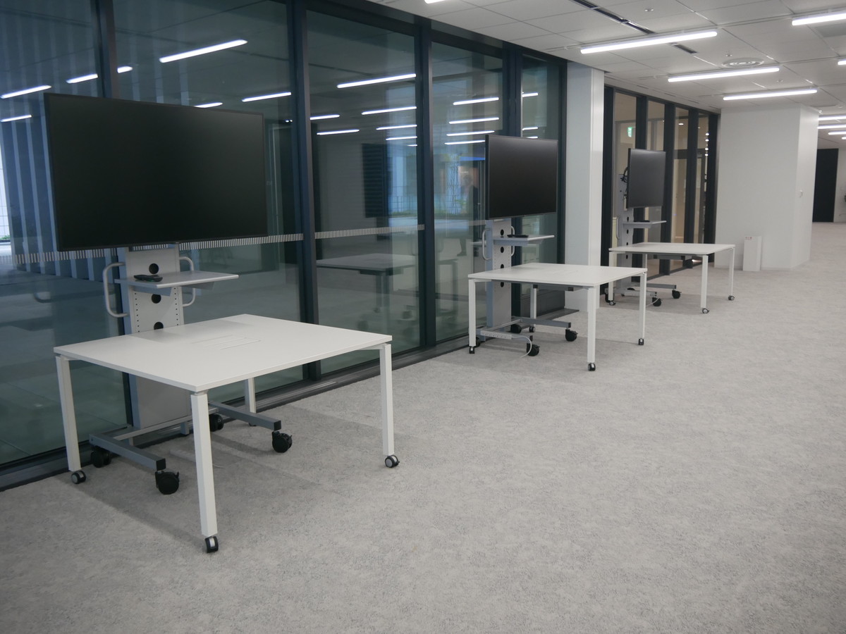 オープンスペースで、すぐに実験を行うといった使い方も可能だ