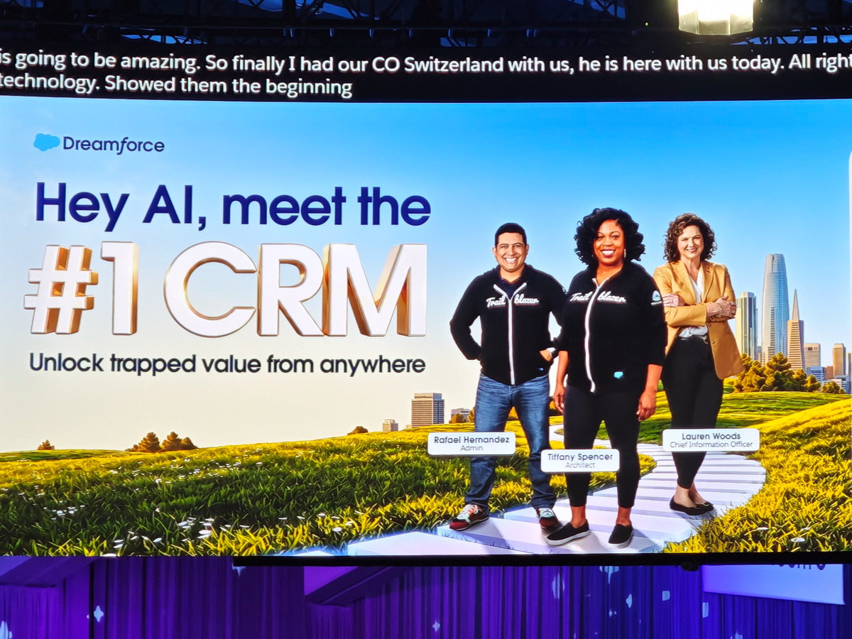 今回、SalesforceはCRM事業でNo.1だということを何度も強調し、CRMこそがSalesforceにとっての最大の価値だとアピールした