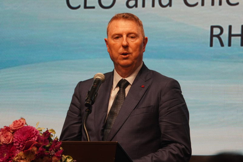 RHAELMのBradd Lewis氏（CEO兼最高収益責任者）