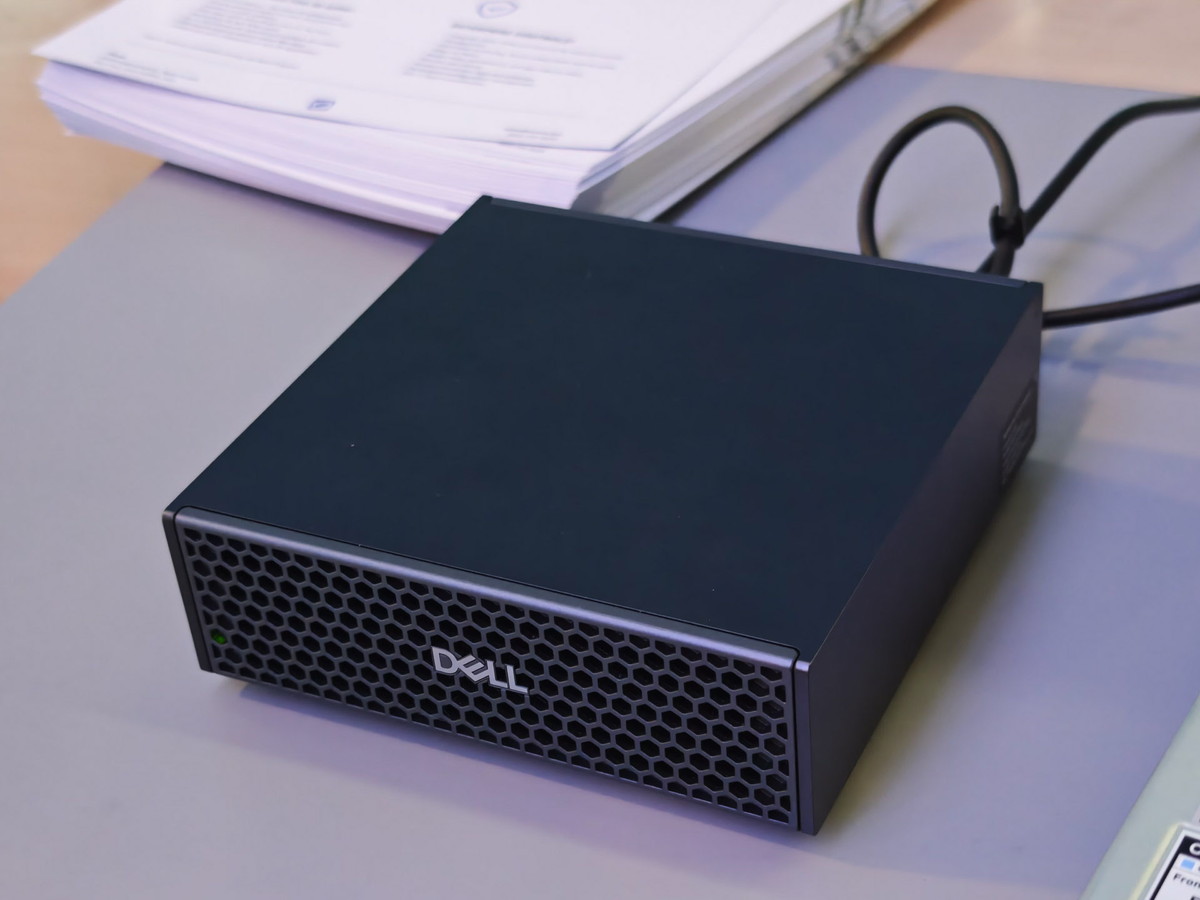 NVIDIA DGX Sparkのように、オンプレミスでAIエージェントを実行する環境にも注目が集まっている（写真はDell Pro Max with GB10）