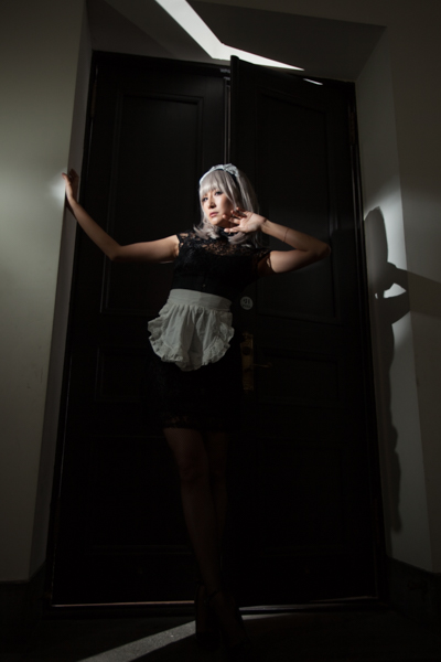 ドアの隙間から漏れた光が良いアクセントになった。スヌートも良い効果を生んだ