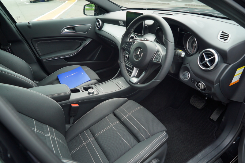 HDR撮影：ニコンD810／AF-S NIKKOR 16-35mm f/4G ED VR／16mm／絞り優先AE（F11、2秒、－1.0EV）／ISO 100／WB：太陽光（B1)／HDR（3EV、弱め）