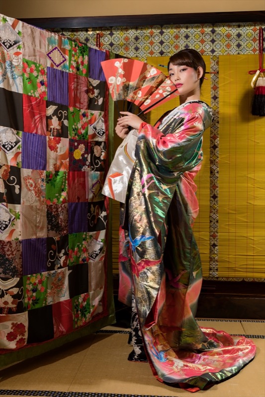 <span class="fnt-85">EOS-1D X Mark II / EF24-105mm F4L IS USM / マニュアル露出 / 1/125秒 / F9 / ISO200 / 40mm</span>