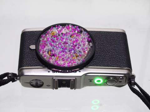 切り貼りデジカメ実験室：レンズを使わずに撮影する「レンズがない写真