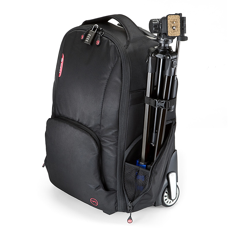 サイドに三脚を取り付けたところ