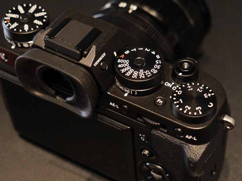 人物は富士フイルム 取締役 常務執行役員 光学・電子映像事業部長の高橋通氏